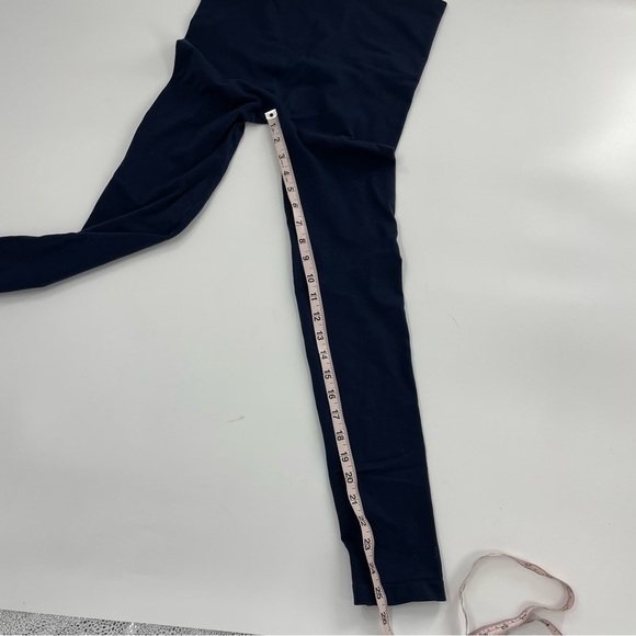 Spanx Navy Blue seamless Leggings M - Picture 5 of 9
